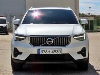 XC40 B4 AWD 얼티메이트 브라이트 중고차 매물 사진