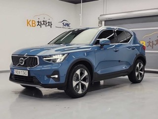 XC40 B4 AWD 얼티메이트 브라이트 중고차 매물 사진